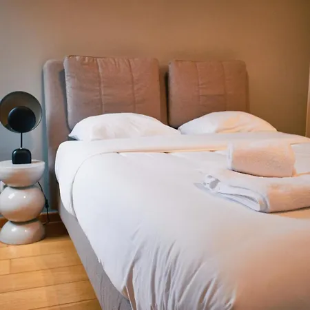 Appartement Urbanchic Duplex Adalbert 2a